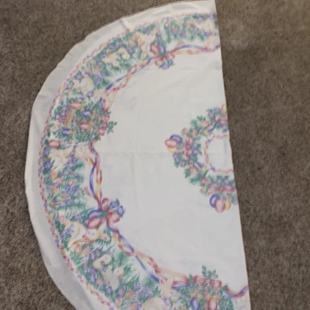 NEW Easter set - cotton/poly tablecloth and 4 napkins set